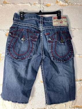 True Religion Billy Big T Cut-Off Denim Shorts Size 34